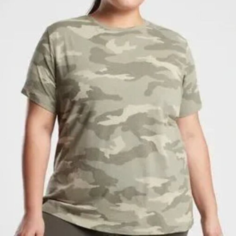 ATHLETA Organic Daily Green Camo with Crew Neckline